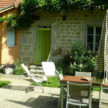 Bed and Breakfast chez Geppetto Saint-Georges-Nigremont Esterno foto